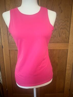 Women's Hot Pink Performance Tank Top